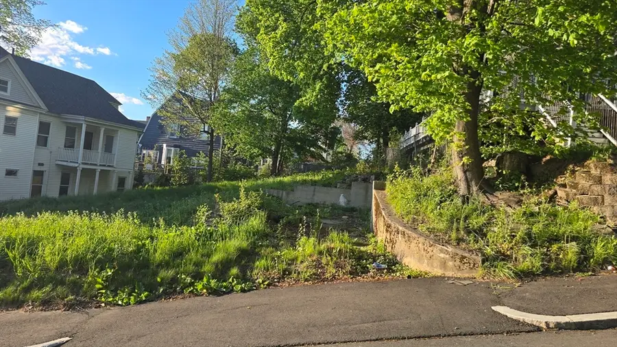 15 Forestdale Rd, Worcester, MA 01604 - #3