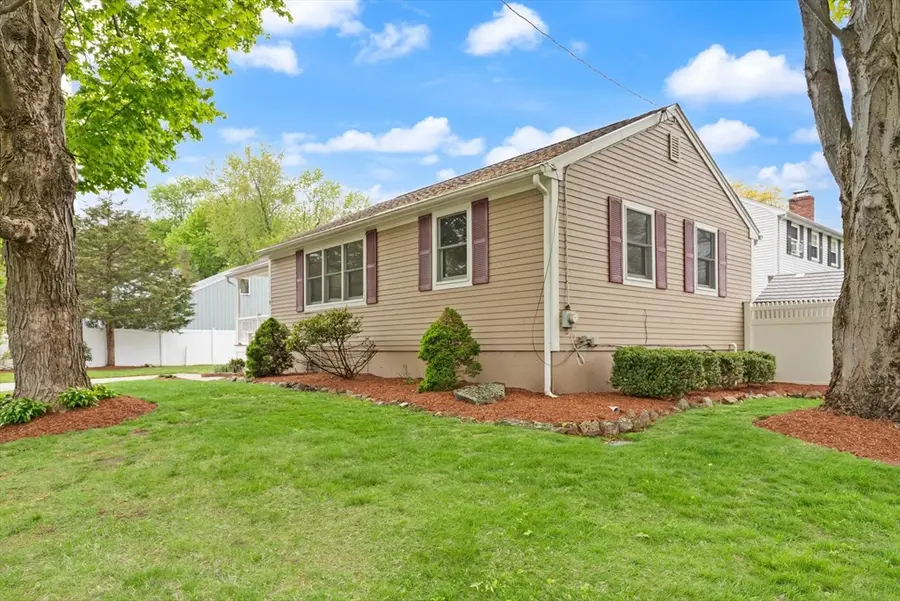 7 King Street, Reading, MA 01867 - #2