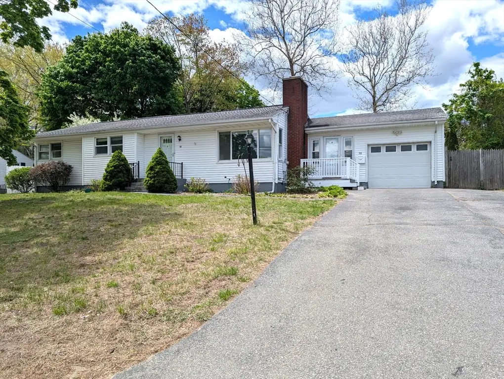 98 Pleasant View St, Methuen, MA 01844 - #1