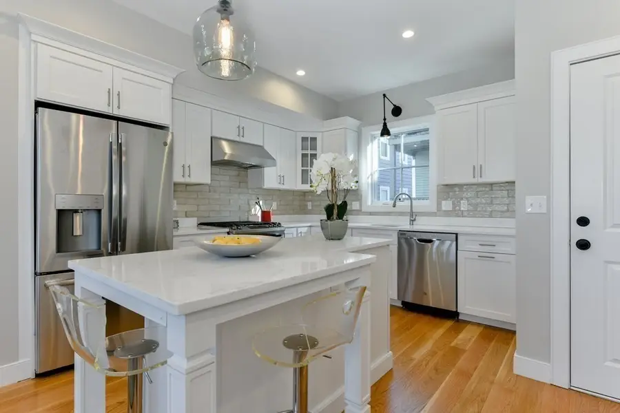 145 Stoughton St #4, Boston, MA 02125 - #3