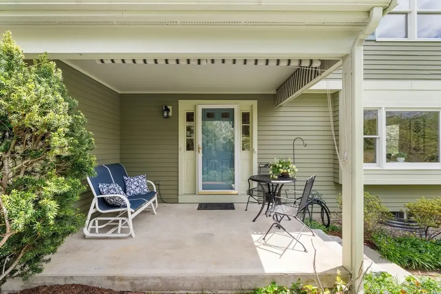 16 Oxford St, Lexington, MA 02420 - #3