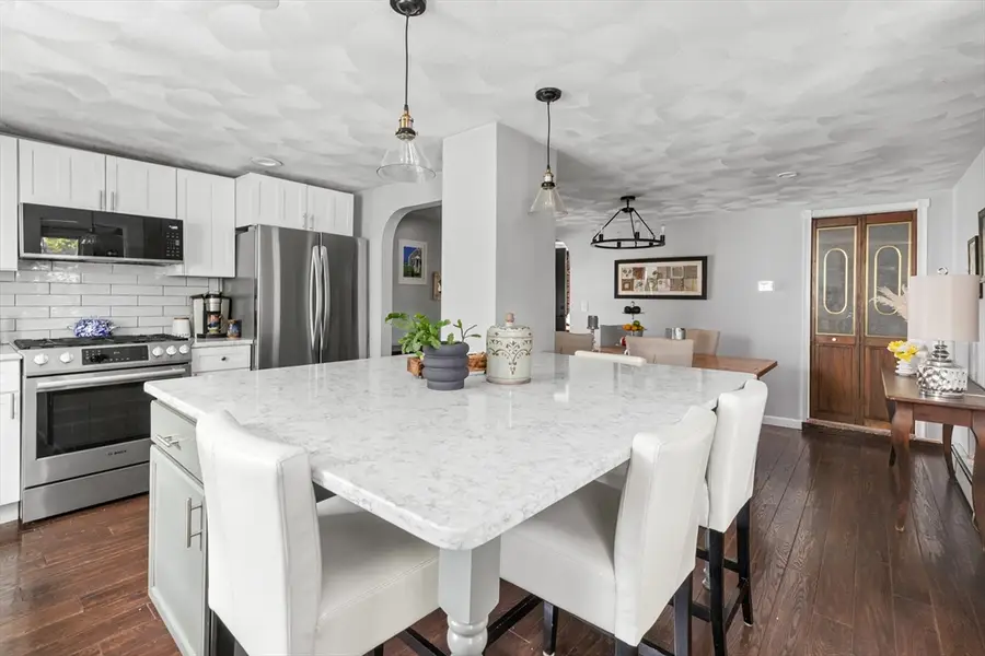 9 Elm Ct, Andover, MA 01810 - #3