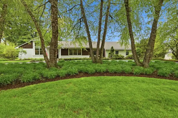 64 Prynnwood Road, Longmeadow, MA 01106