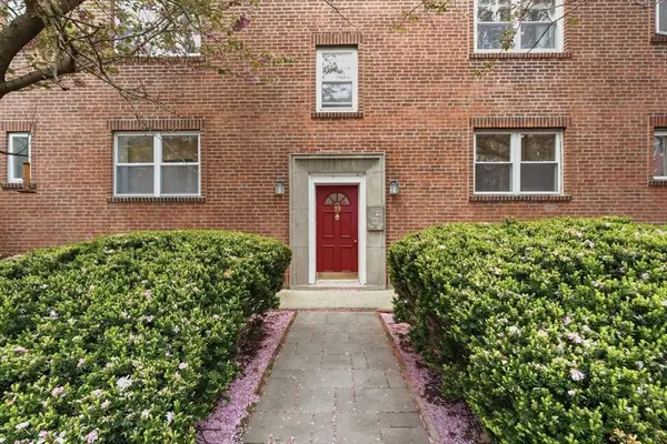 19 Alton Court #2, Brookline, MA 02446