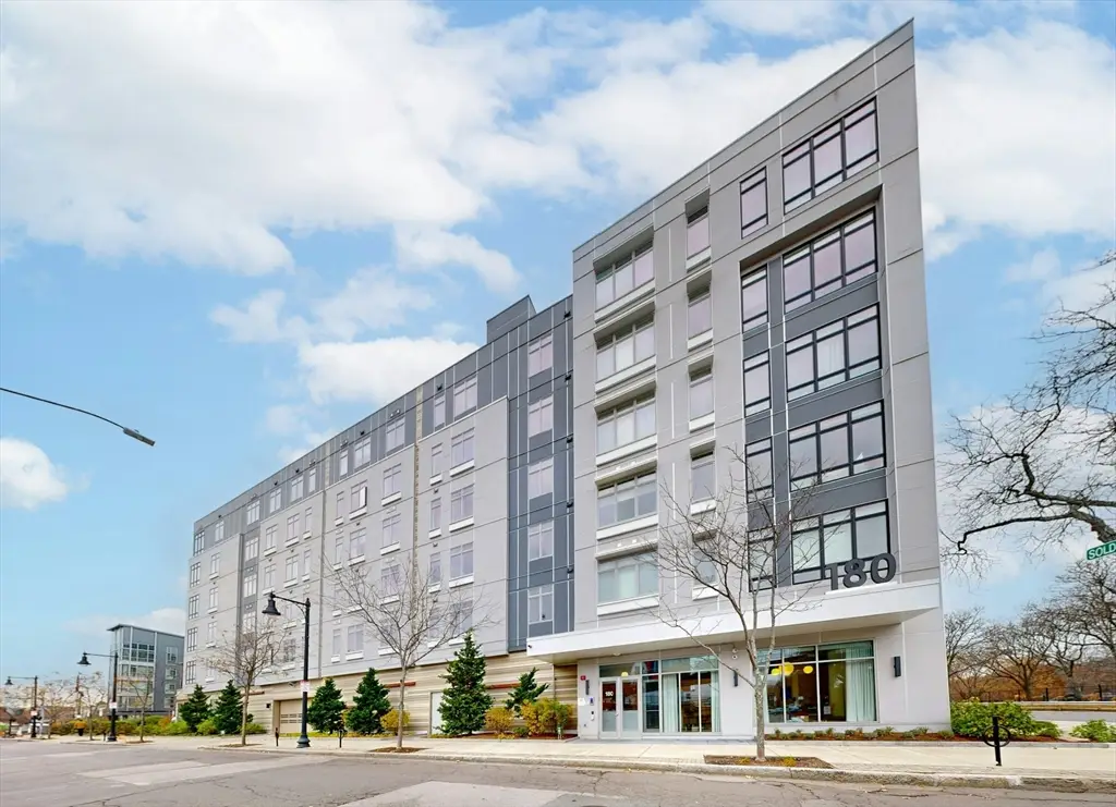 180 Telford St #321, Boston, MA 02135 - #1