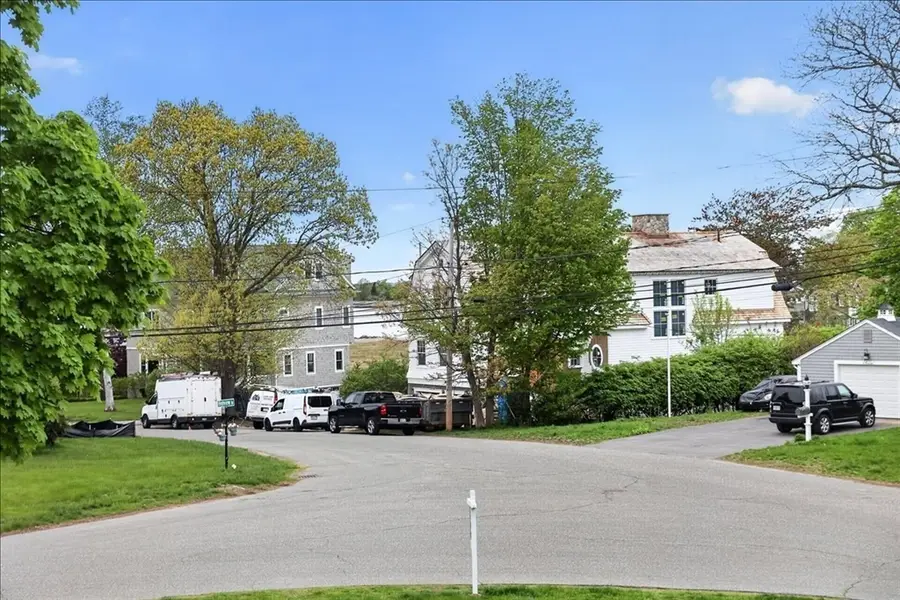10 Ocean View Dr., Hingham, MA 02043 - #3