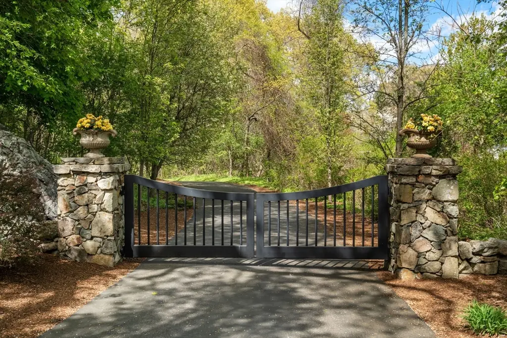 1A Hartford Street, Dover, MA 02030 - #1