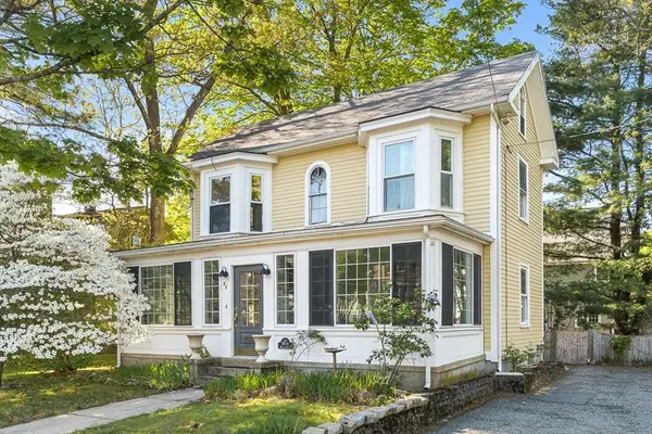53 Lake Street, Winchester, MA 01890