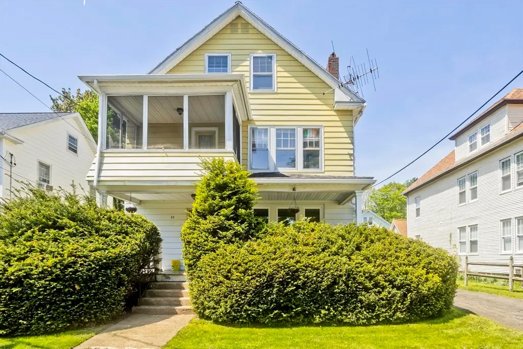 53 Calumet Rd, Holyoke, MA 01040 - #1