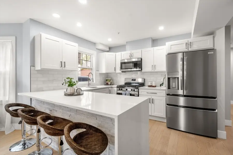 679 Columbia Road #1, Boston, MA 02125 - #2