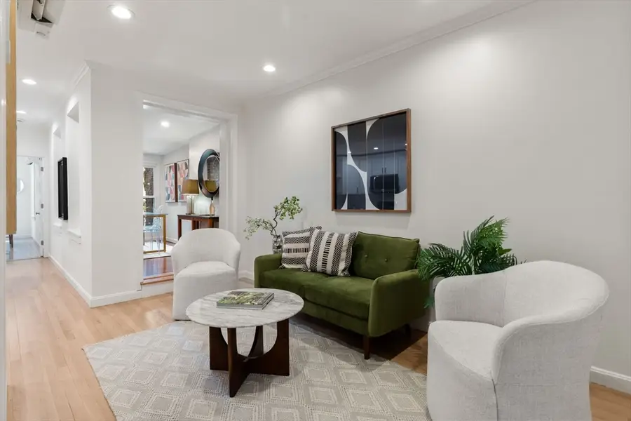 9 Hancock St #2, Boston, MA 02114 - #3