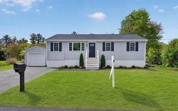 198 Dunbar St, Taunton, MA 02780