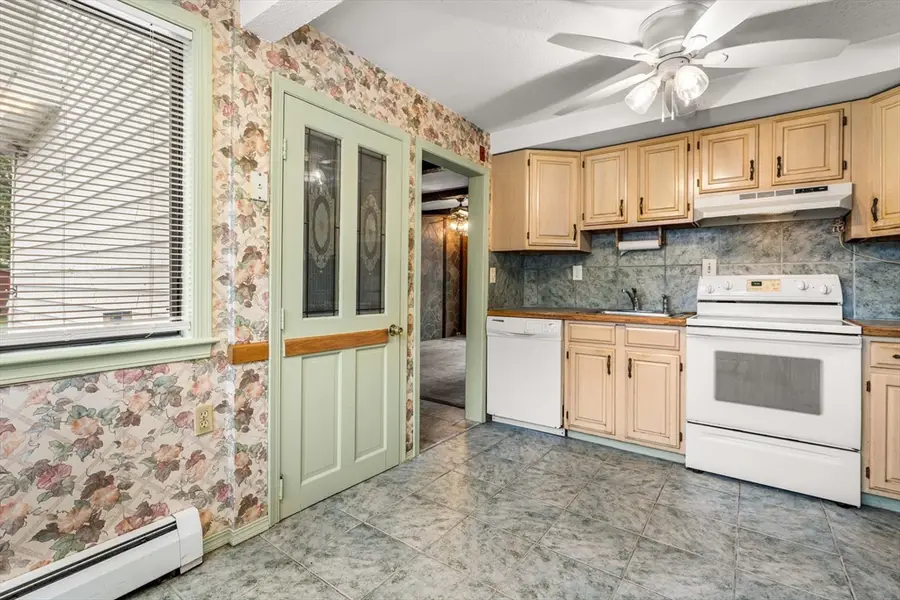 9 Cleveland Ave., Saugus, MA 01906 - #2