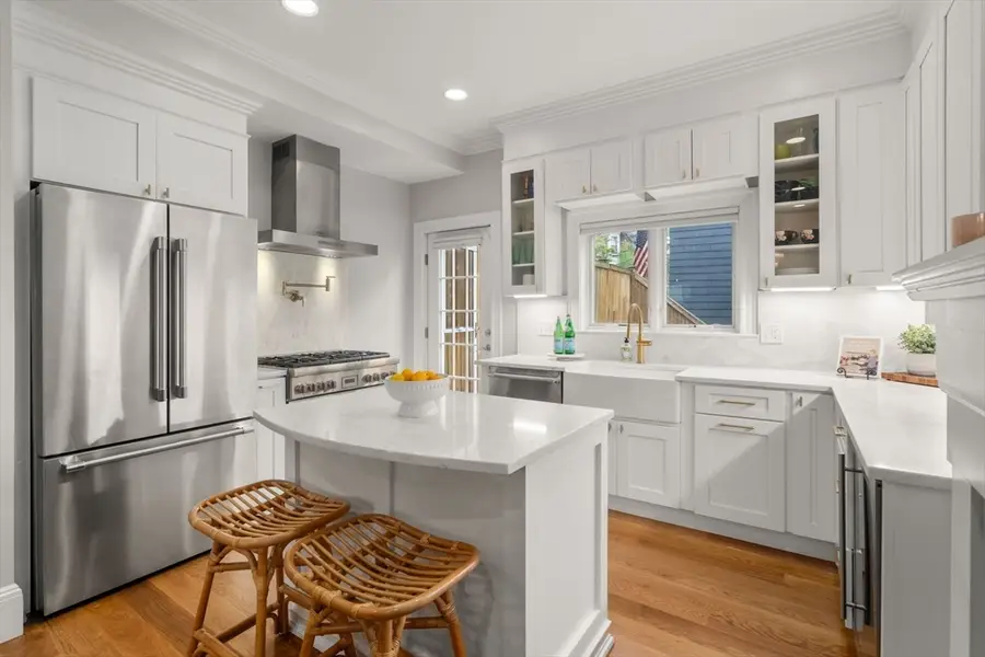2 Lexington St, Boston, MA 02129 - #2