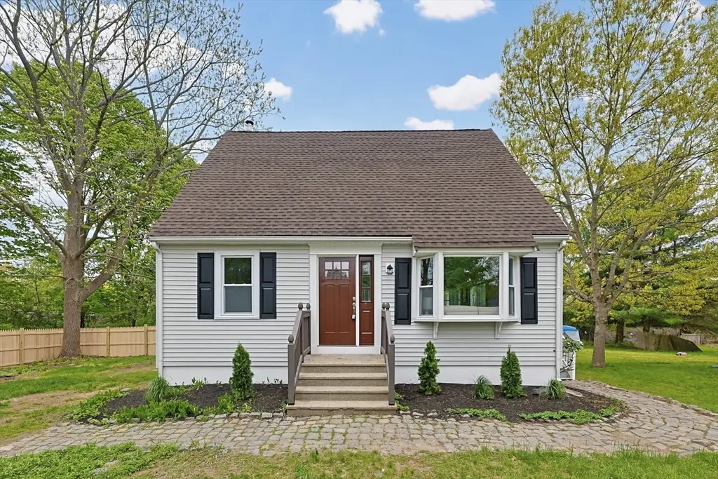 21 Stanley Ave, Taunton, MA 02780 - #1