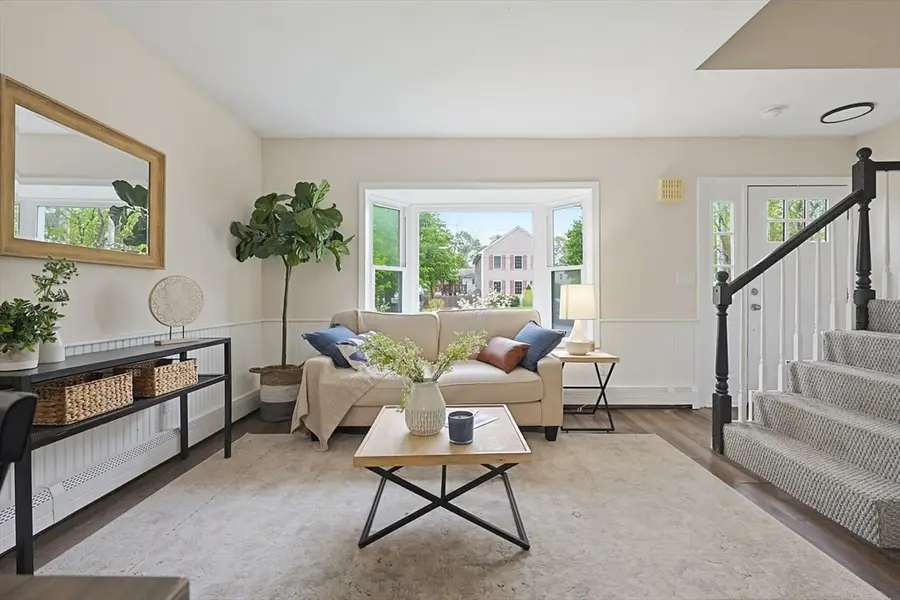 21 Stanley Ave, Taunton, MA 02780 - #3