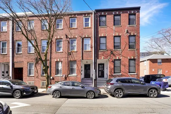 213 W 9th St, Boston, MA 02127