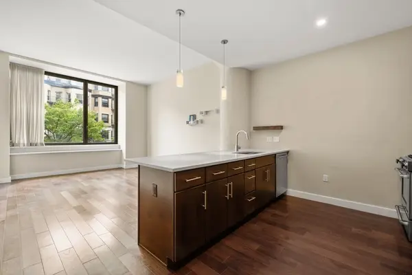 43 Westland Avenue #202, Boston, MA 02115