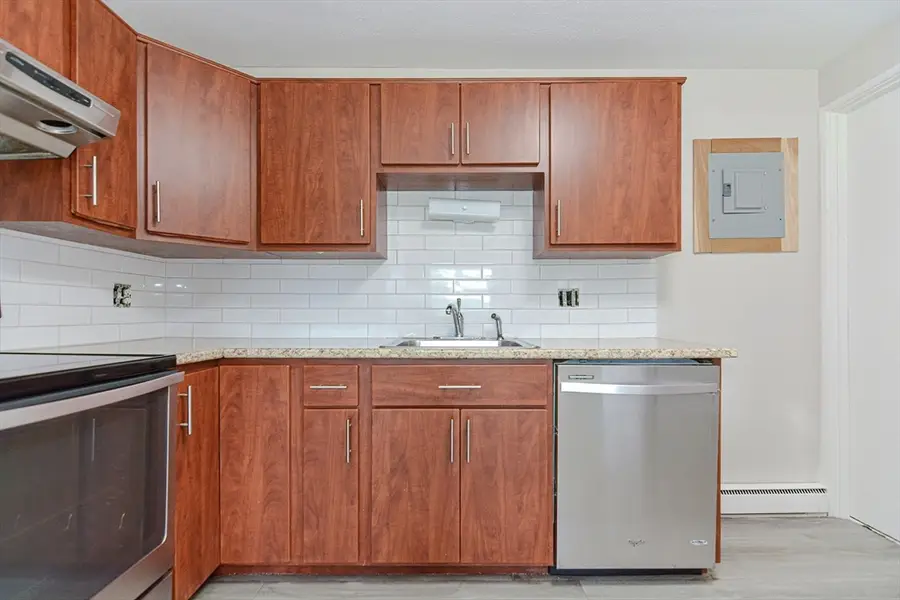 4 Colonial Village Dr #9, Arlington, MA 02474 - #3