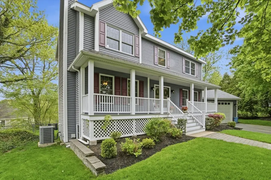 18 Oakridge, Saugus, MA 01906 - #2
