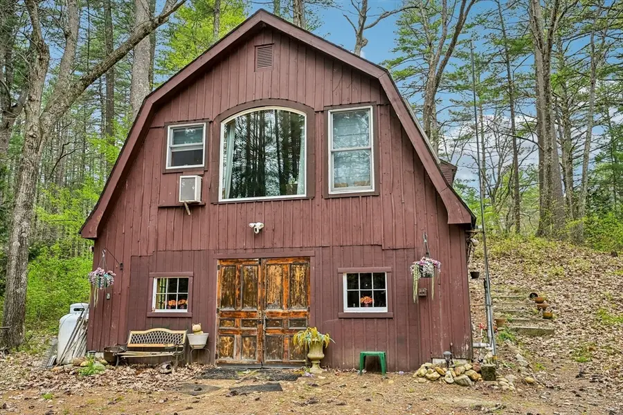 157 Robinson Rd, Oakham, MA 01068 - #3
