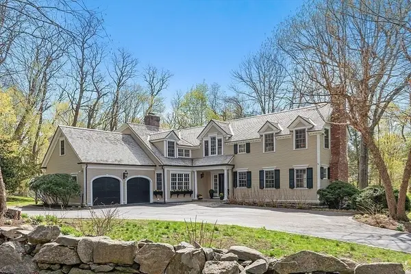 38 Ripley Hill Rd, Concord, MA 01742