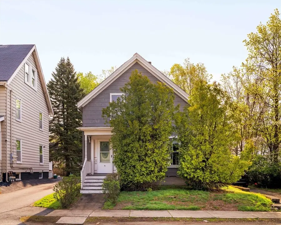 5 Washington St, Stoneham, MA 02180 - #2