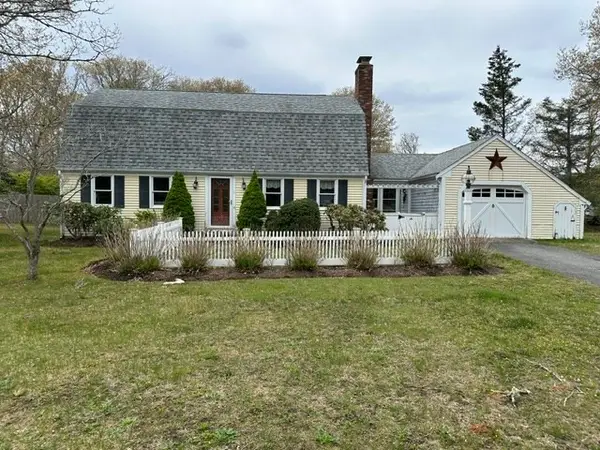 3 Thoreau Dr, Barnstable, MA 02632