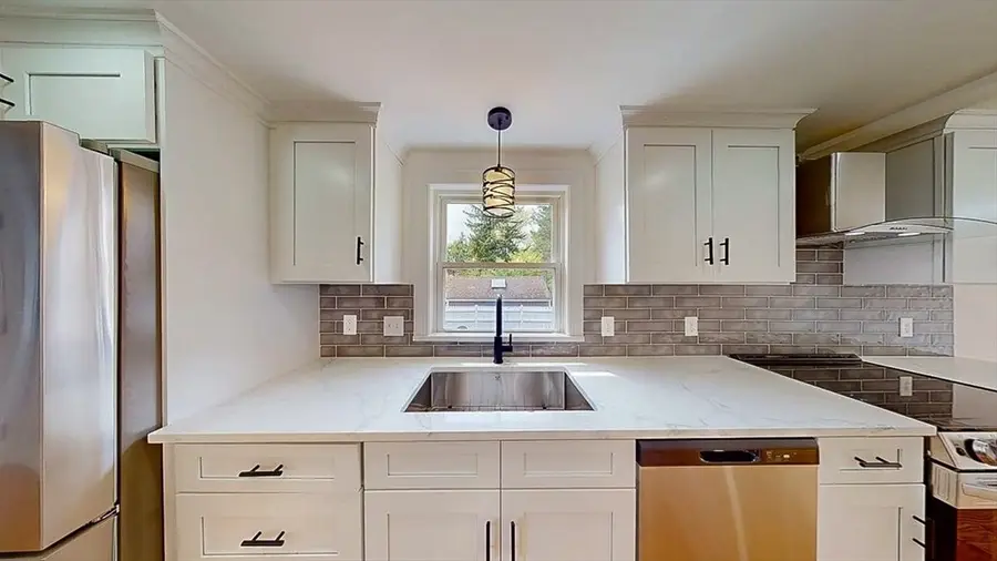 107 Washington St, Hudson, MA 01749 - #3