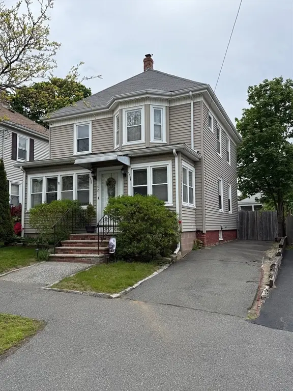 42 Dunlap St, Salem, MA 01970 - #2
