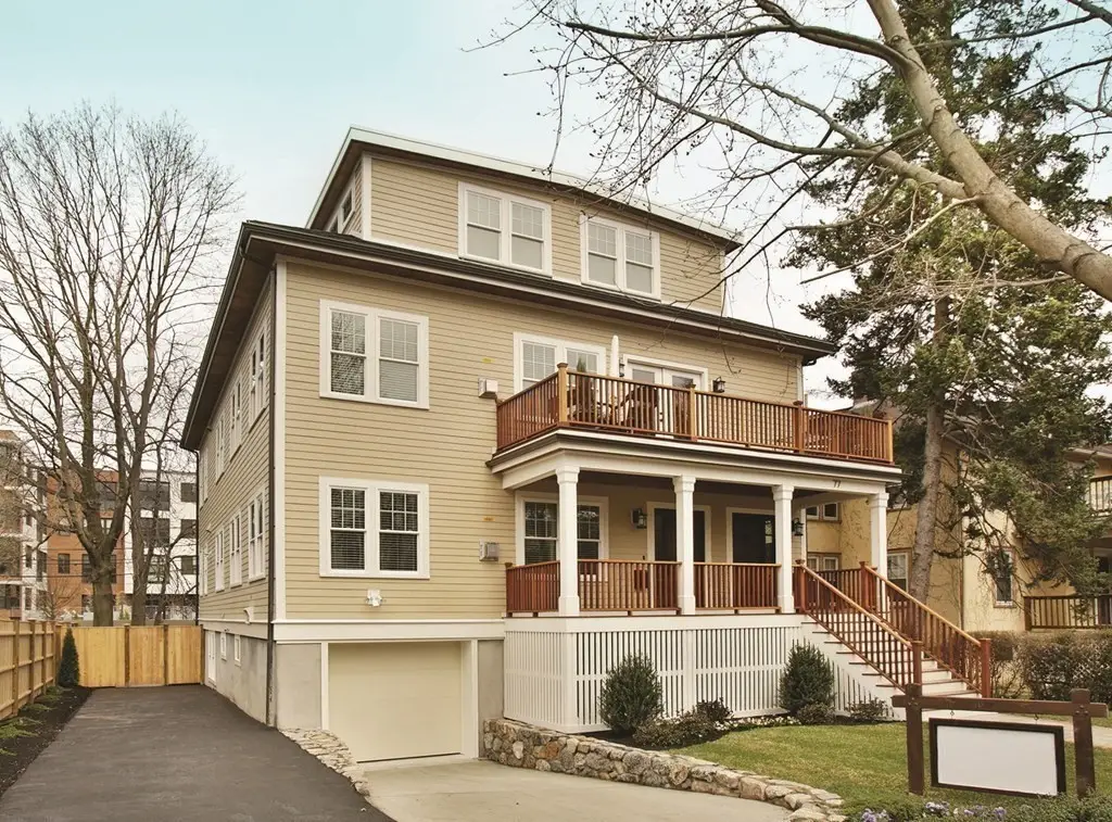 77 Verndale St #2, Brookline, MA 02446 - #1