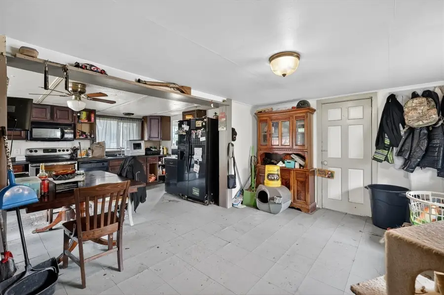 243 Alum Hill Rd, Sheffield, MA 01257 - #3