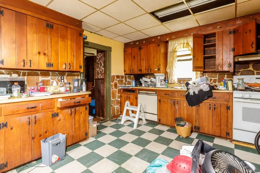 42 Circle Street, Baldwinville, MA 01436 - #2