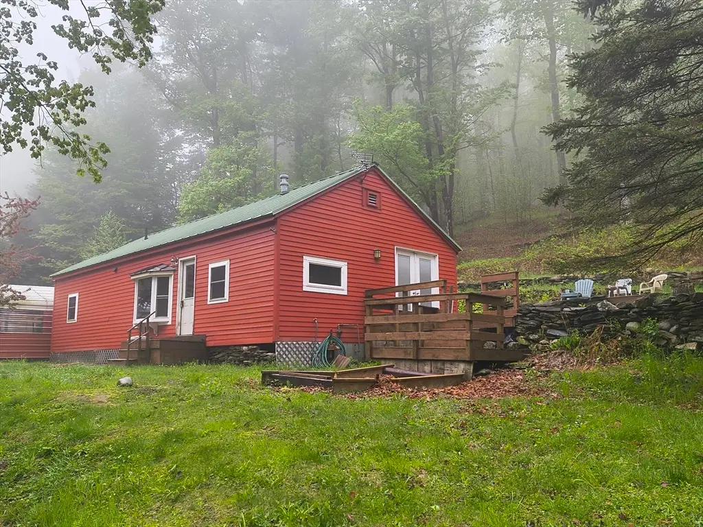 211 West St, Worthington, MA 01098 - #1