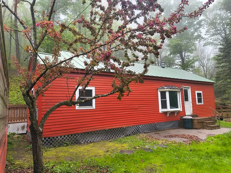211 West St, Worthington, MA 01098 - #2