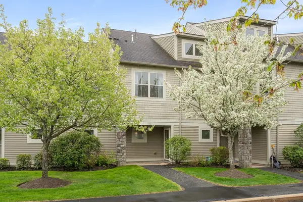 1102 Acorn Dr #1102, North Andover, MA 01845