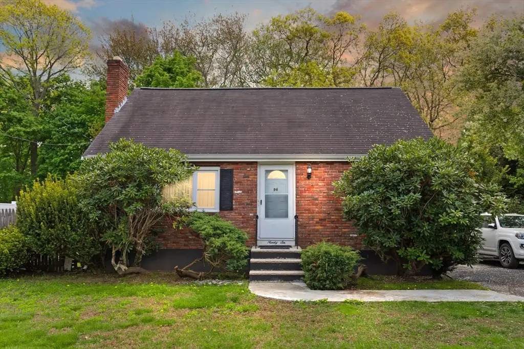 96 Sunset Avenue, Brockton, MA 02301 - #1