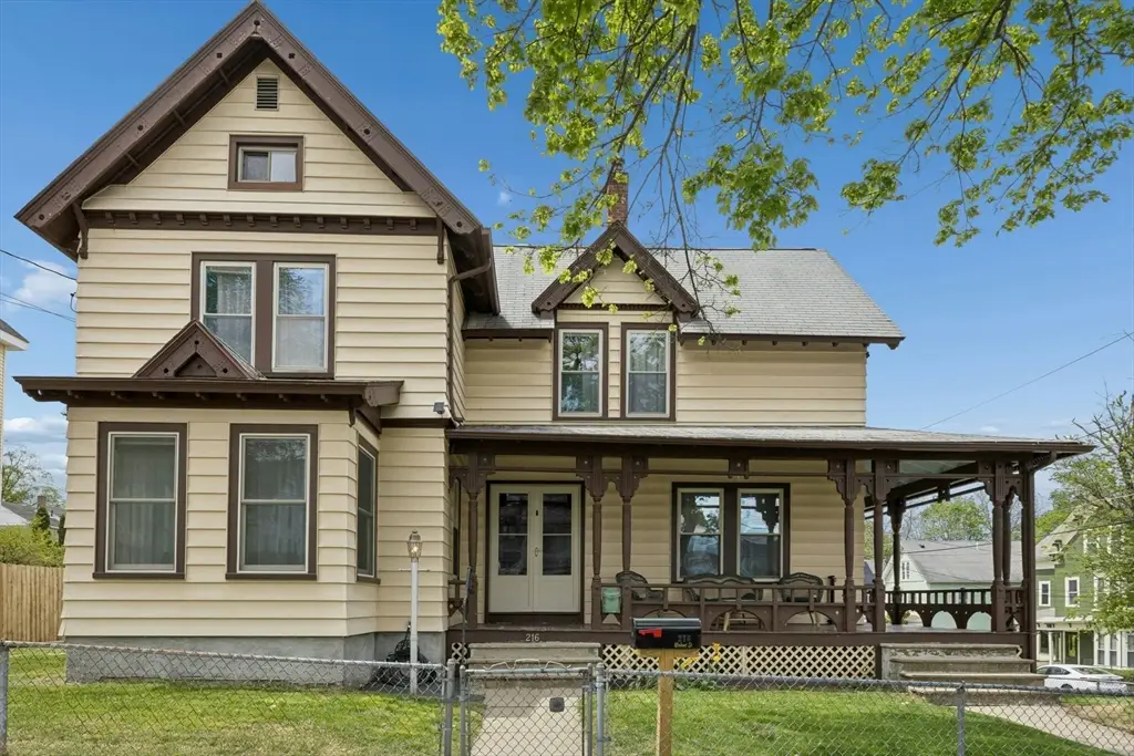 216 Walnut Street, Clinton, MA 01510 - #1