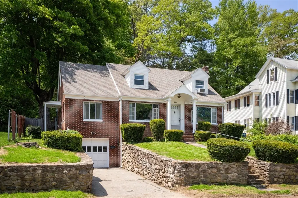 220 Marcy St, Southbridge, MA 01550 - #1