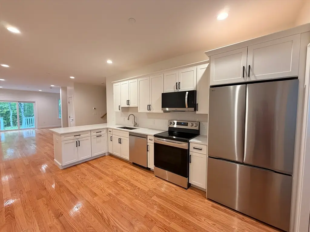 711 Mount Hope St #11, North Attleboro, MA 02760 - #1