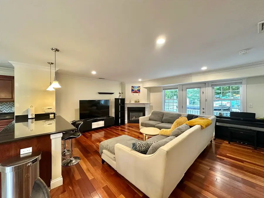580 Quarry St #18, Quincy, MA 02169 - #3