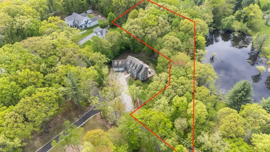 90 Cherry St, Shrewsbury, MA 01545 - #3