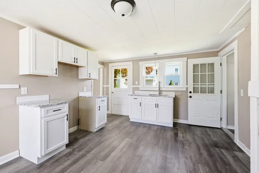 10 W School St, Westfield, MA 01085 - #2