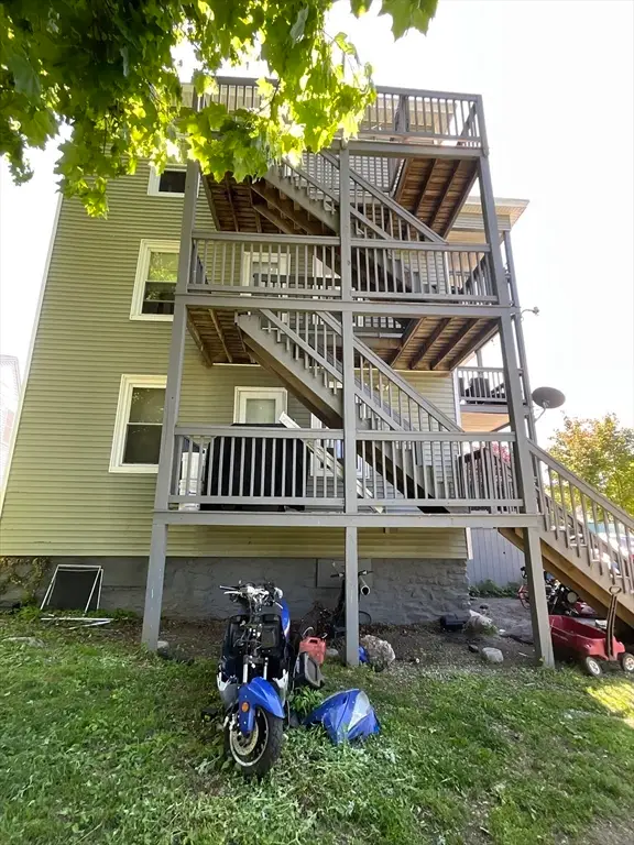 121 Charlton St, Southbridge, MA 01550 - #3