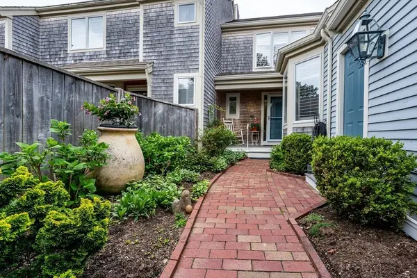132 Kates Path #132, Yarmouth, MA 02675