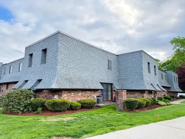 119 Beekman Dr #119, Agawam, MA 01001