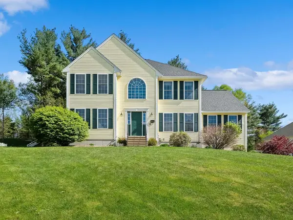 28 Bradford Circle, Hudson, NH 03051
