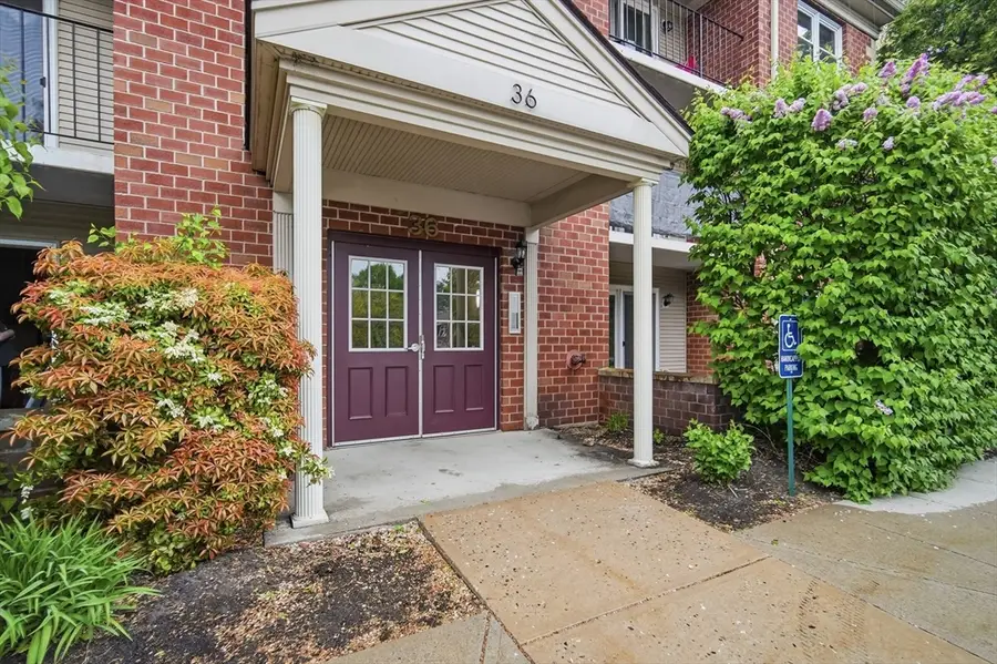36 Maple Crest Cir #F, Holyoke, MA 01040 - #2