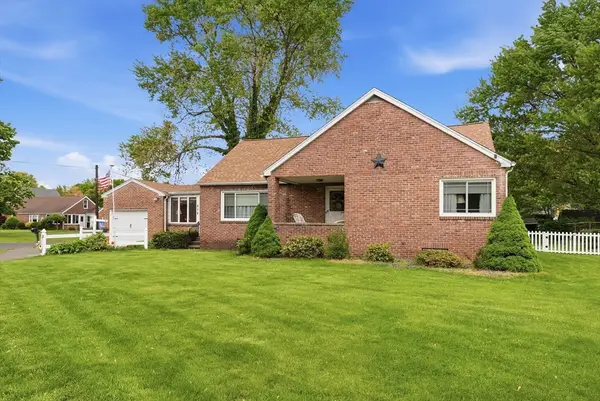 878 Springfield Street, Agawam, MA 01030