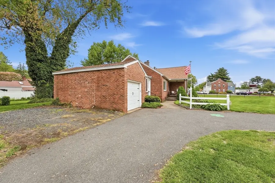 878 Springfield Street, Agawam Town, MA 01030 - #3